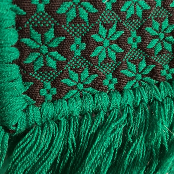 Hand made poncho - Picture 11 of 11